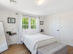 11 Columbia Rd 8, Wakefield MA 01880