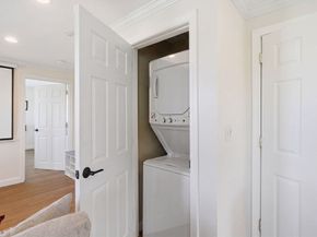 11 Columbia Rd 8, Wakefield MA 01880