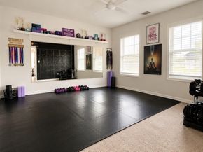 52 Oldfield Rd, Bridgewater MA 02324