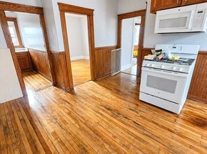 121 Hope Ave, Worcester MA 01603