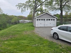 121 Hope Ave, Worcester MA 01603
