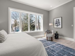 28 Wilson Cir 28, Newton MA 02461