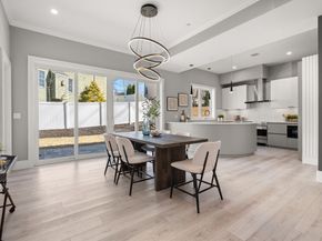 28 Wilson Cir 28, Newton MA 02461