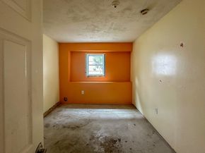 20 Groton Pl, Worcester MA 01604