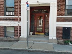 100 Lanark Rd 8, Boston MA 02135