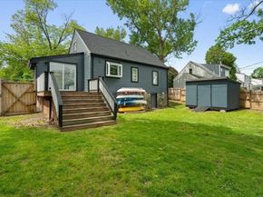 522 Grove St., Worcester MA 01605
