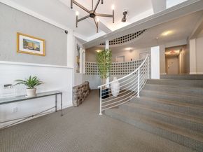 53 Melrose St 5H, Melrose MA 02176