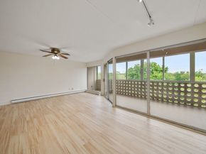 53 Melrose St 5H, Melrose MA 02176