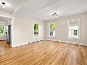 33 Brookline St, Abington MA 02351