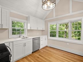 33 Brookline St, Abington MA 02351