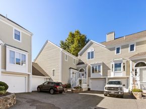 15 Abington Road 15, Danvers MA 01923