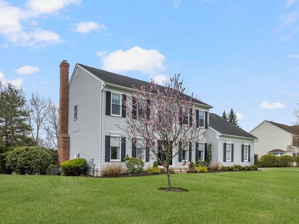 244 Robert Rd, Marlborough MA 01752