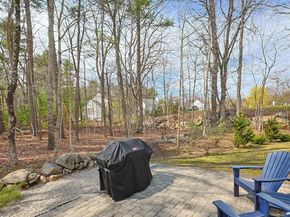 3 Harmony Lane 3, Medway MA 02053