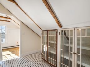 2 Commercial St 3, Marblehead MA 01945