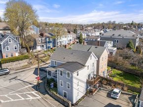 2 Commercial St 3, Marblehead MA 01945