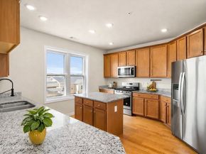130 University Ave 1312, Westwood MA 02090