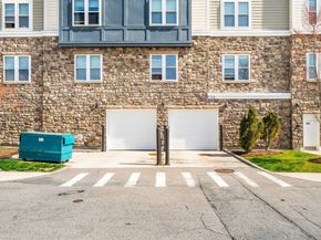 130 University Ave 1312, Westwood MA 02090