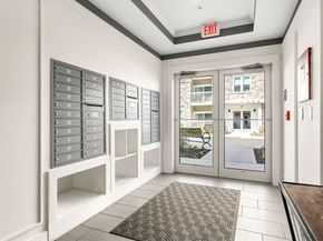 130 University Ave 1312, Westwood MA 02090