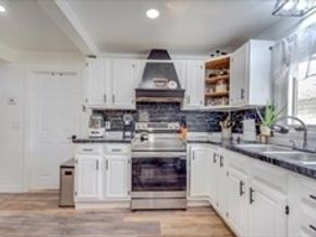 74 Oakland St, Brockton MA 02302
