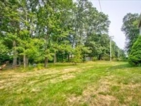 74 Oakland St, Brockton MA 02302