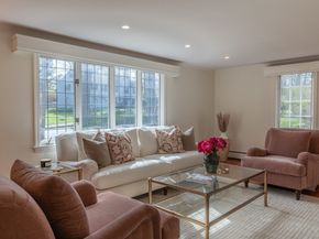 16 Fernway, Lynnfield MA 01940