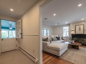 16 Fernway, Lynnfield MA 01940
