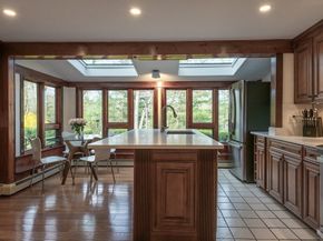 16 Fernway, Lynnfield MA 01940