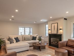 16 Fernway, Lynnfield MA 01940
