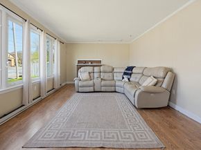 7 Miscoe Road, Worcester MA 01604