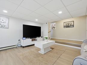 7 Miscoe Road, Worcester MA 01604