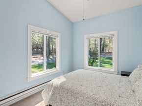 6 Cranberry Ln, Hudson MA 01749