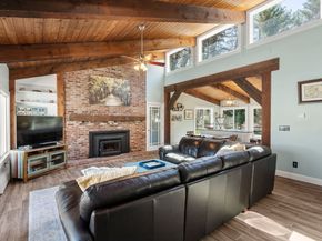 6 Cranberry Ln, Hudson MA 01749