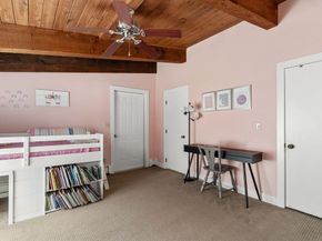 6 Cranberry Ln, Hudson MA 01749
