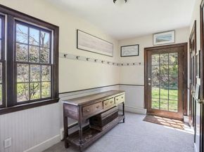 34 Governor Long Rd, Hingham MA 02043
