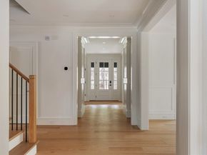 71 Walpole St, Dover MA 02030