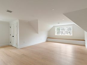 71 Walpole St, Dover MA 02030
