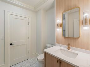 71 Walpole St, Dover MA 02030