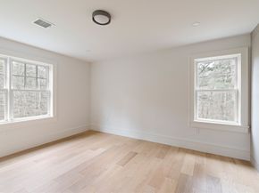 71 Walpole St, Dover MA 02030