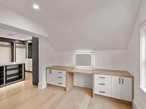 71 Walpole St, Dover MA 02030