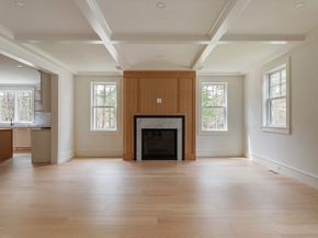 71 Walpole St, Dover MA 02030