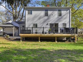 129 Academy Ave, Weymouth MA 02188