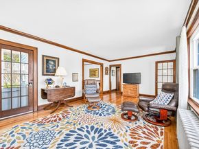 48 Edgecliff 1, Watertown MA 02472