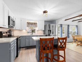 22 Baker St, Brockton MA 02302