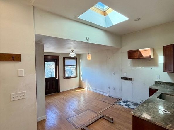 8-12 Leeds St, Boston MA 02127