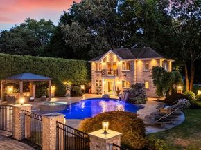 7 Freeman St, Lynnfield MA 01940