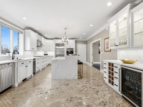 7 Freeman St, Lynnfield MA 01940