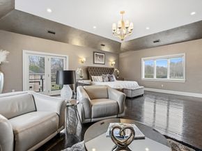 7 Freeman St, Lynnfield MA 01940