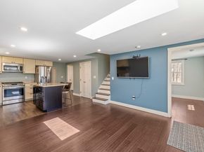 18 Oak Ridge Dr, Charlton MA 01507