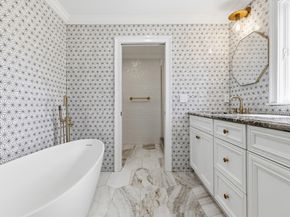 90 Countryside Ln, Milton MA 02186