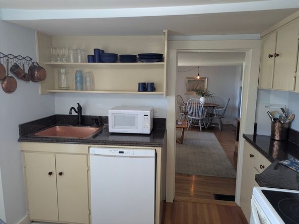 40-R Prospect St 3, Marblehead MA 01945